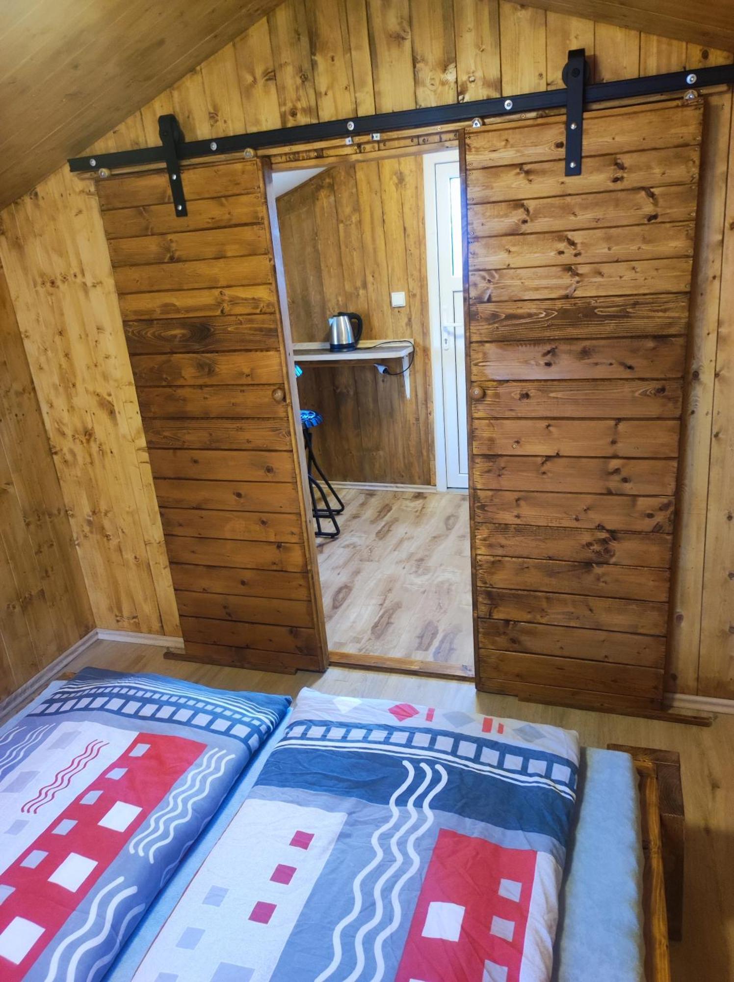 Ubytovani V Klimatizovanych Chatickach Stit Chlumec nad Cidlinou Kültér fotó